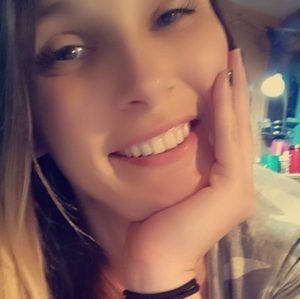 Meet your Posher, Haylea